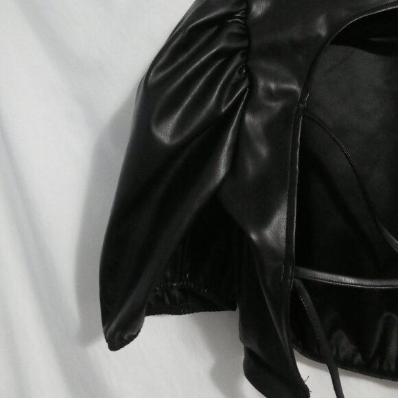 DIVIDED H&M | medium | Black Laced Detail Top | Puff Sleeve NWOT - Picture 14 of 16